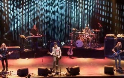 FLYING COLORS – ‘Kayla’ new video released