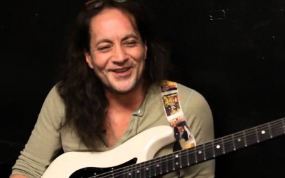 JAKE E. LEE – Talks about his new signature model Charvel Guitar (Video)