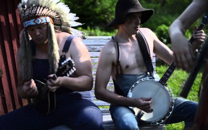 STEVE’N’SEAGULLS – Διασκευάζουν το ‘Trooper’ των IRON MAIDEN έτσι όπως δεν το έχετε ξανακούσει!