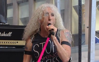 TWISTED SISTER – Παίζουν ζωντανά στο ‘Fox & Friends All-American Summer Concert Series’ (Video)