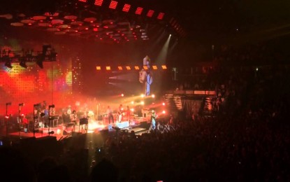 ARCADE FIRE – Παίζουν live το κομμάτι της ταινίας ‘Back to the future’