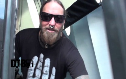BUS INVADERS – ‘Εισβάλουν’ στο Tour Bus των DEVILDRIVER