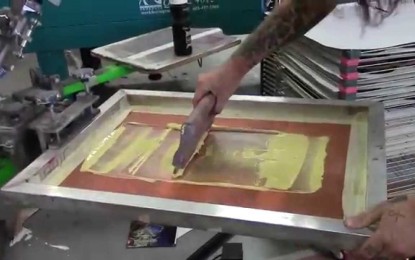 SKELETONWTICH – Δείτε σε ένα ολιγόλεπτο video πως σχεδιάστηκαν τα νέα 7ιντσα βινύλια του ‘Unending, Everliving’