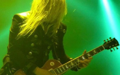CHRIS CAFFERY – Μας κάνει εκείνος δώρο στα γενεθλιά του…Ακούστε το νέο του κομμάτι ‘My light’