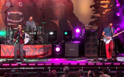 WEEZER – Παίζουν live το ‘Ain’t Got Nobody’ στο Jimmy Kimmel Live