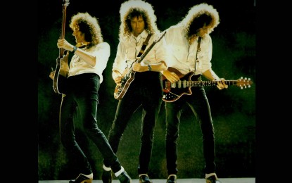 BRIAN MAY (QUEEN) – Πλήρωσε για την κιθάρα του 10,000 £ first class seat σε αεροπλάνο της British Airways…