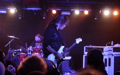 RED DRAGON CARTEL (JAKE E. LEE) – Δείτε ζωντανά το ‘Bark at the Moon’ από την εμφάνισή τους στη Νέα Υόρκη