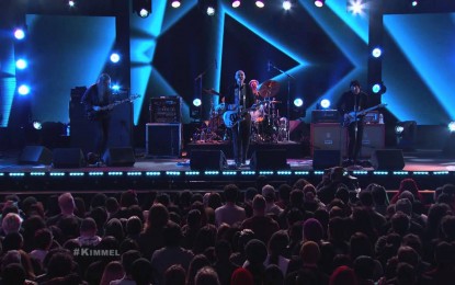 THE SMASHING PUMPKINS – Παίζουν τα ‘Being Beige (World’s On Fire)’ και ‘One and All’ στην εκπομπή του Jimmy Kimmel
