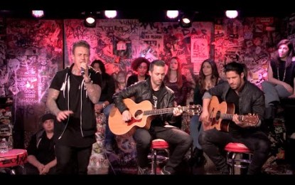 PAPA ROACH – Παίζουν live τα ‘Face Everything and Rise’,’Scars ‘ & ‘Leader of the Broken Hearts’ σε ακουστική έκδοση