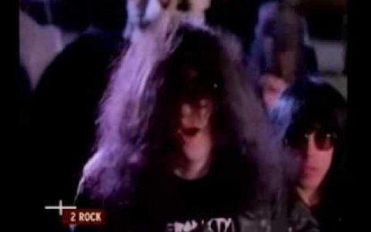 BORN TODAY: 19/5/1951 – Joey Ramone (The Ramones, Joey Ramone) (died April 15, 2001)