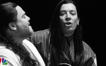JIMMY FALLON & JACK BLACK – Διασκευάζουν μαζί το γνωστό κομμάτι ‘More Than Words’ των EXTREME!