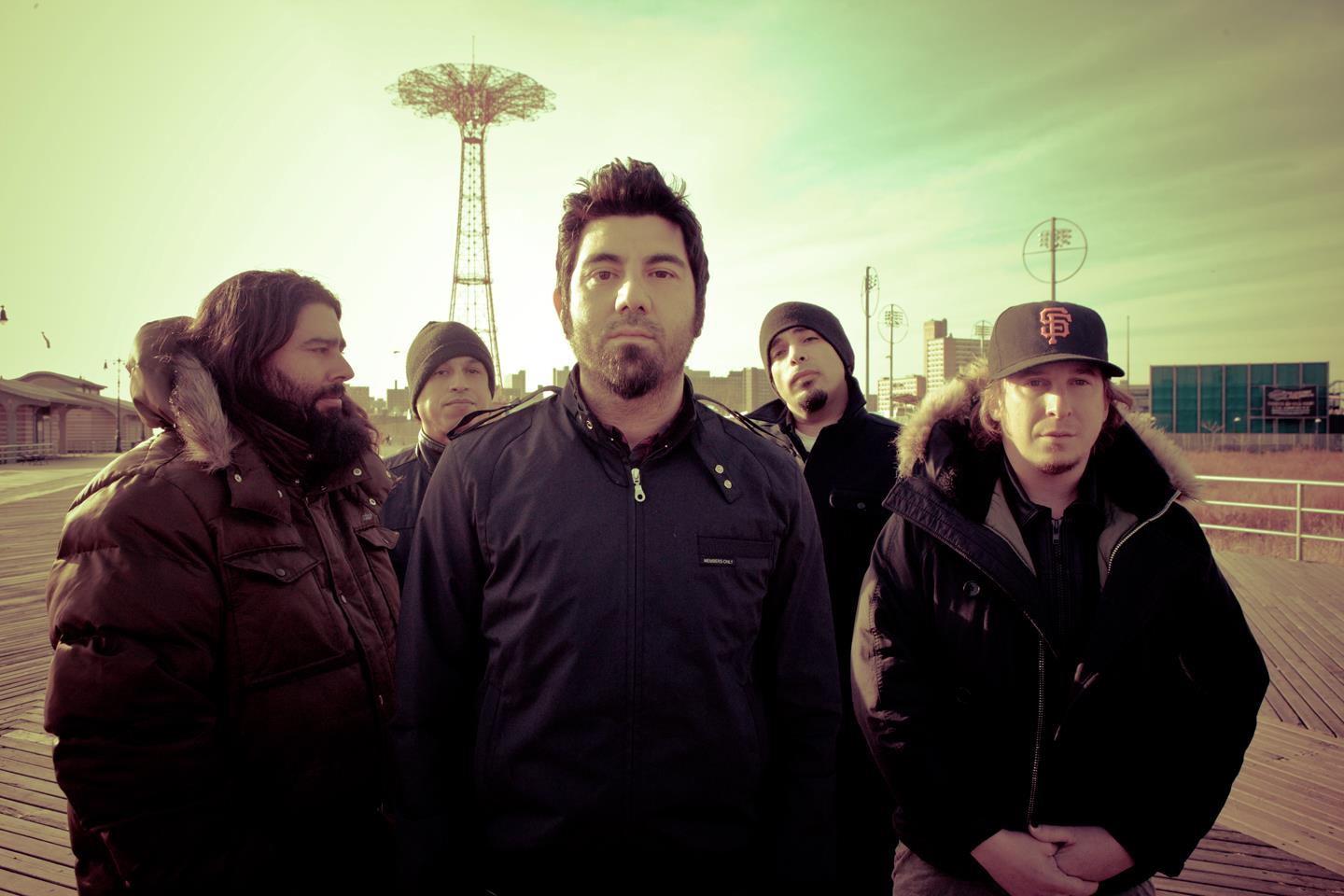 DEFTONES – New official video for “Romantic Dreams”