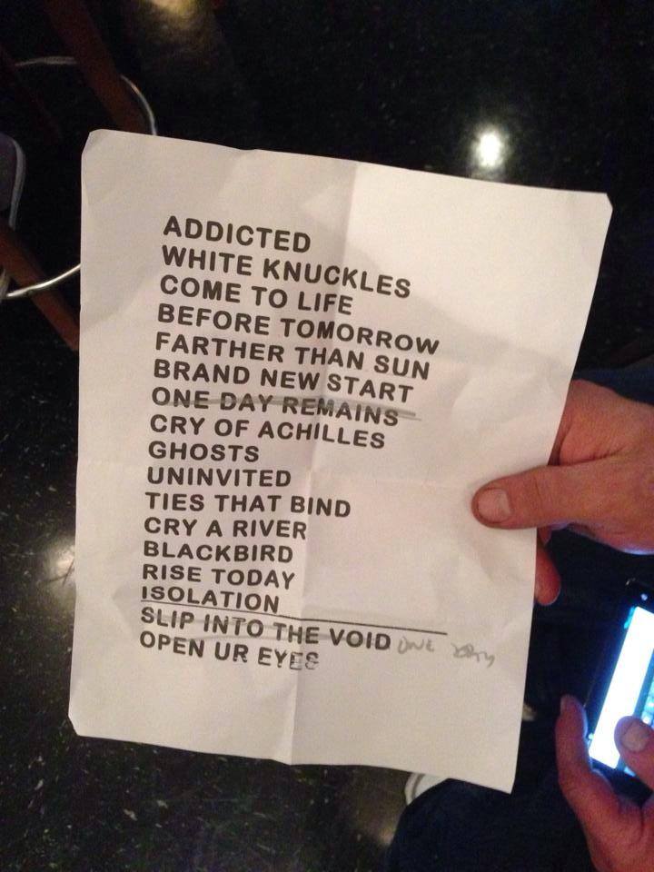 ALTER BRIDGE – Videos from their first Sold Out performance for “Fortress tour 2013-14” in HOB