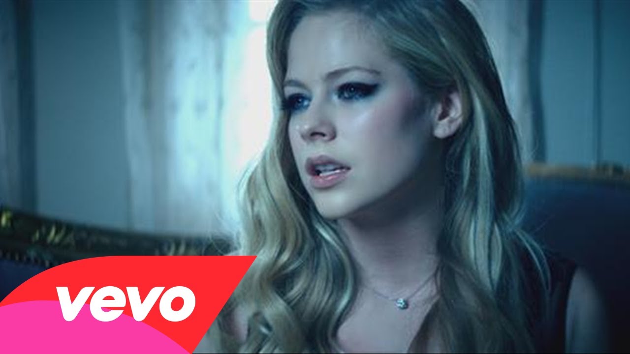 AVRIL LAVIGNE – Το Twitter πήρε ‘φωτιά’ σχετικά με φήμες για την υγεία της…
