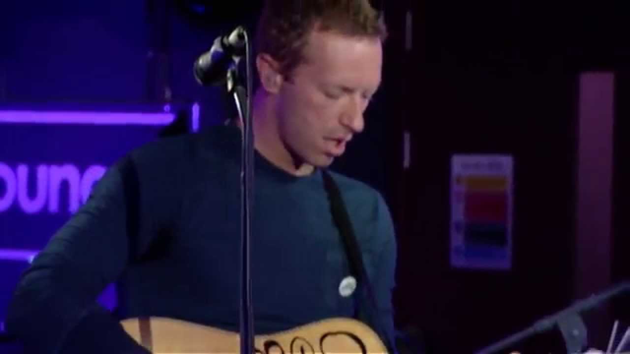COLDPLAY – Παίζουν ζωντανά το νέο τους κομμάτι ‘Oceans’