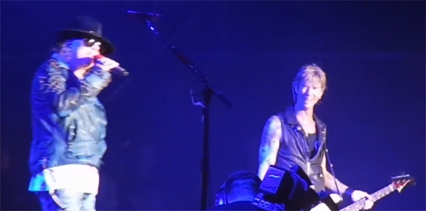 GUNS N’ ROSES – Live Footage in Argentina with Duff McKagan