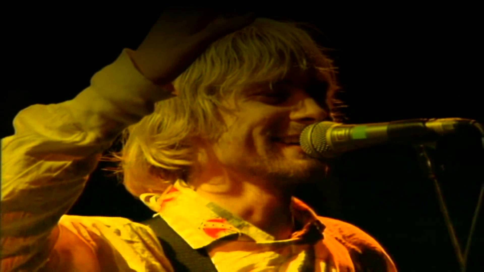 Δείτε σπάνια φωτογραφία του KURT COBAIN από το 1985 (18 ετών) …