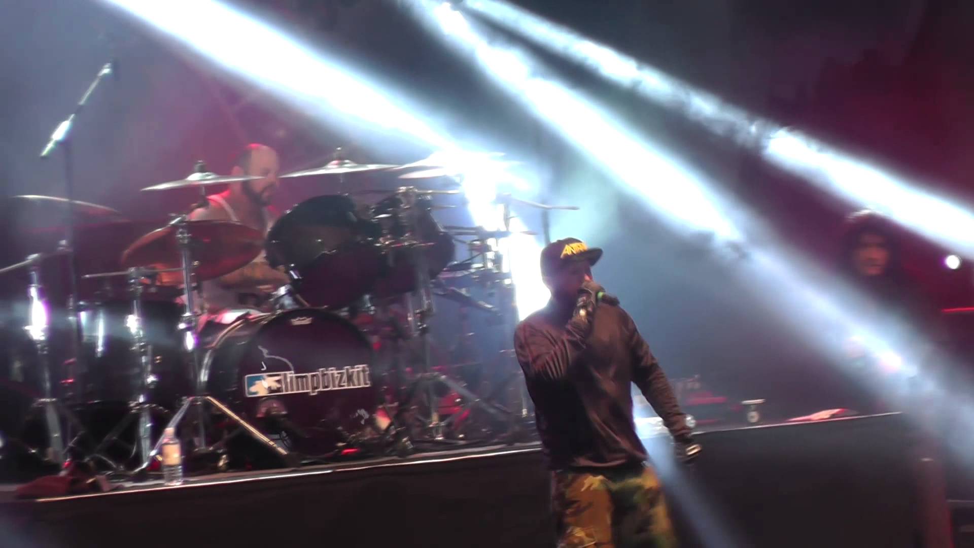 LIMP BIZKIT – Παίζουν μαζί με τους ANTHRAX το ‘Bring The Noise’ των Public Enemy στο Αμβούργο