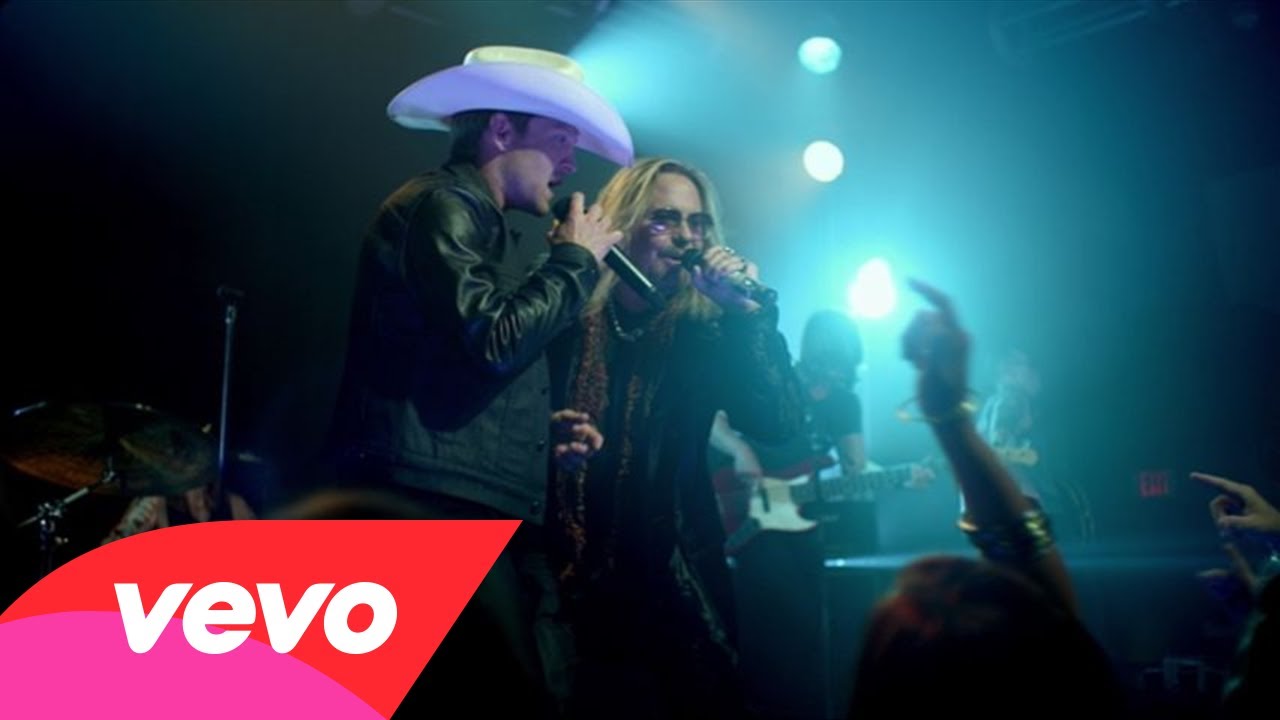 MOTLEY CRUE – Ο Justin Moore διασκευάζει το ‘Home Sweet Home’  με την συμμετοχή του Vince Neil