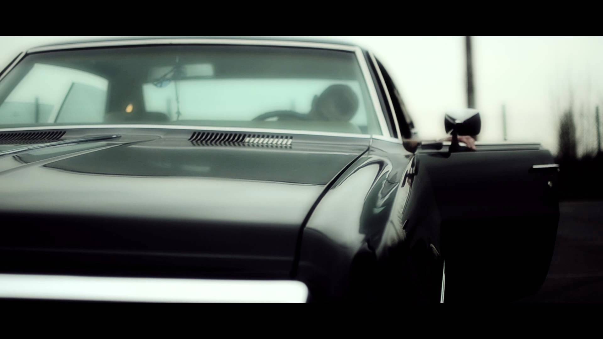 TRI STATE CORNER (ft Christos Efthimiadis, ex- Rage) – Δείτε το video του ‘Beside You’