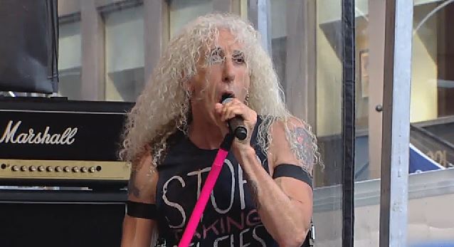TWISTED SISTER – Παίζουν ζωντανά στο ‘Fox & Friends All-American Summer Concert Series’ (Video)