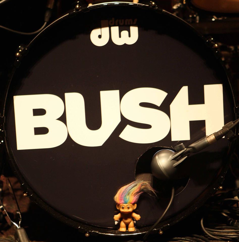 BUSH – Δείτε το εξώφυλλο του ΝΕΟΥ τους album ‘Man On The Run’
