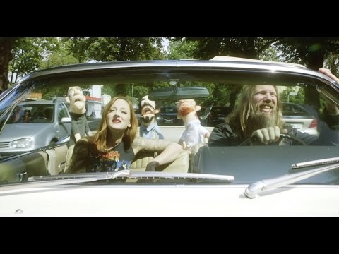 AUDREY HORNE – Δείτε το ΝΕΟ video του ‘Out Of The City’