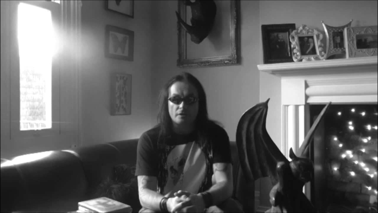 DEVILMENT – Ο Dani Filth μιλάει για horror ταινίες που επηρέασαν το “The Great And Secret Show”