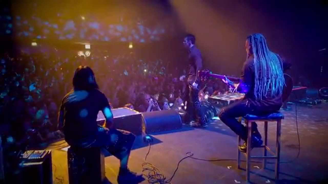 KAMELOT – ‘Behind-The-Scenes’ from Haarlem, Netherlands