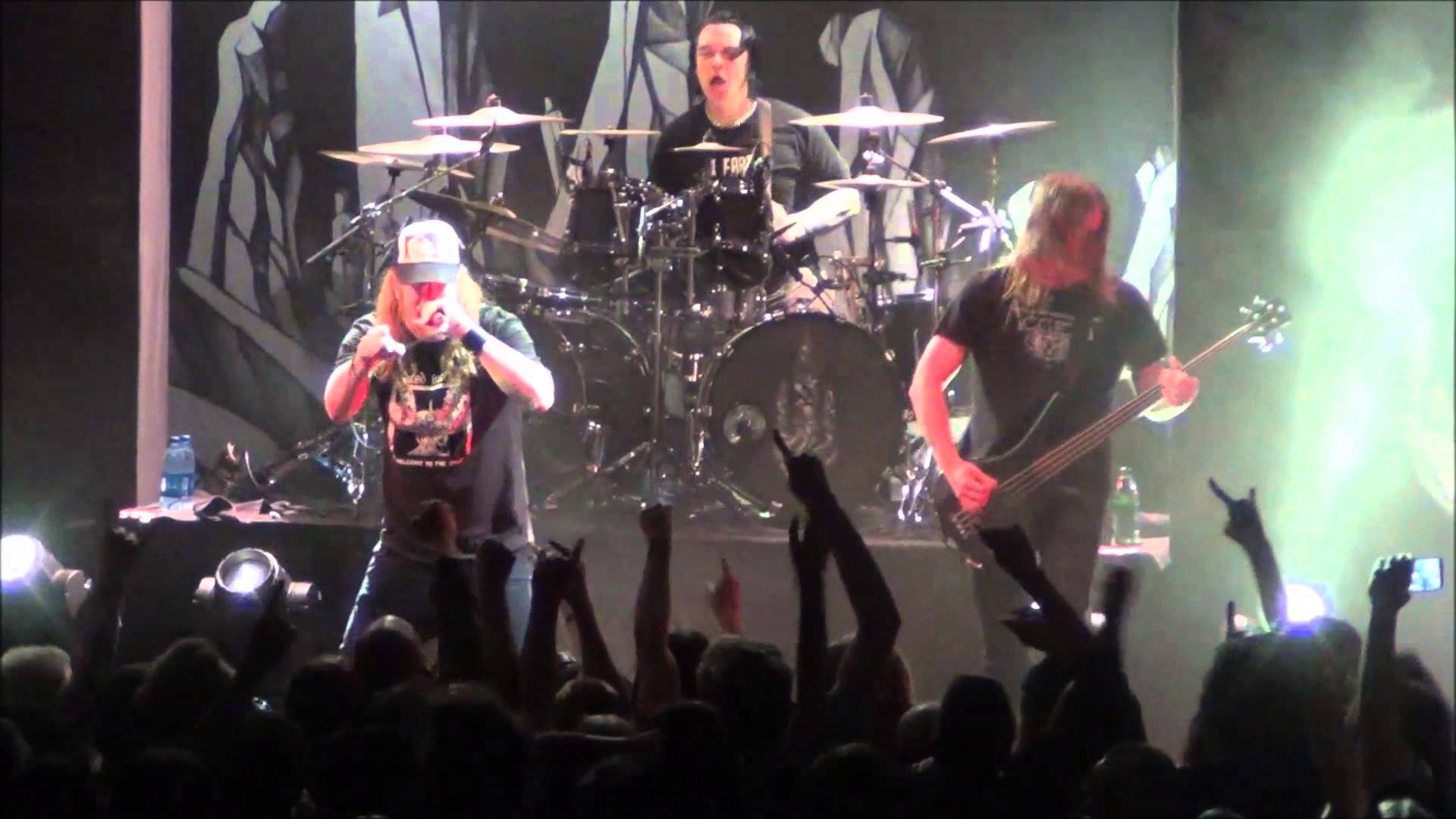 AT THE GATES – Δείτε κάποια κομμάτια τους LIVE από το Trädgår’n, Gothenburg στις 27 Νοεμβρίου