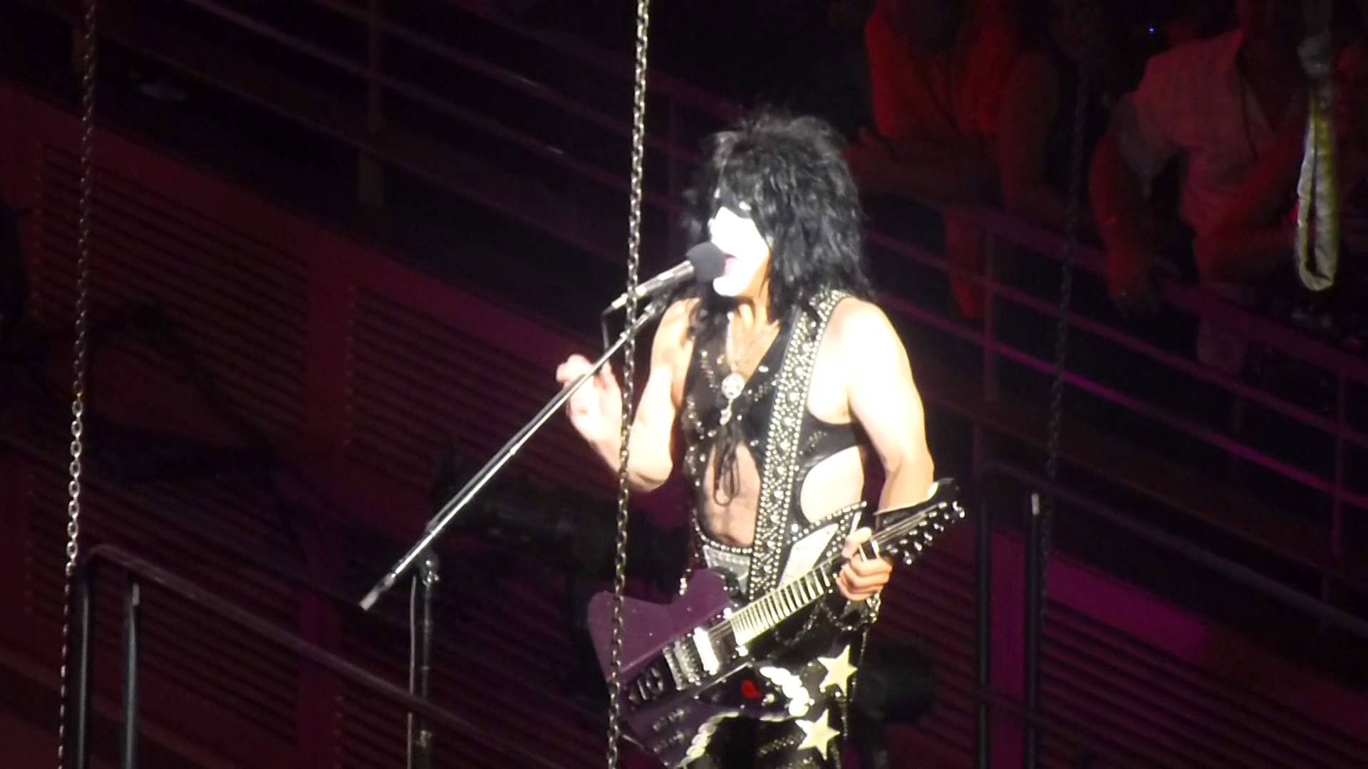 KISS – Δείτε βίντεος από την εμφάνισή τους στο Las Vegas