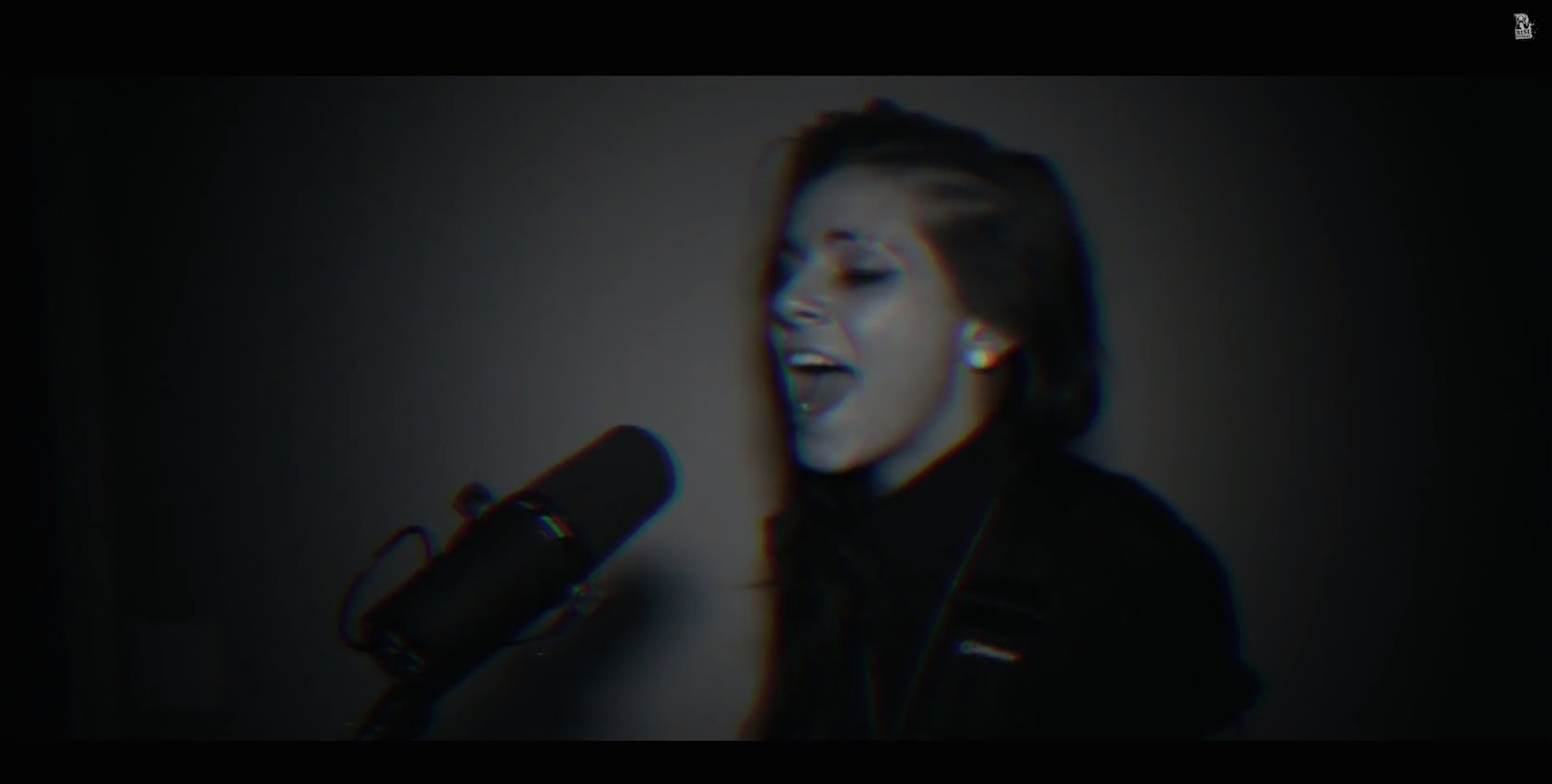 PVRIS – Δείτε να παίζουν live το κομμάτι ‘Eyelids’