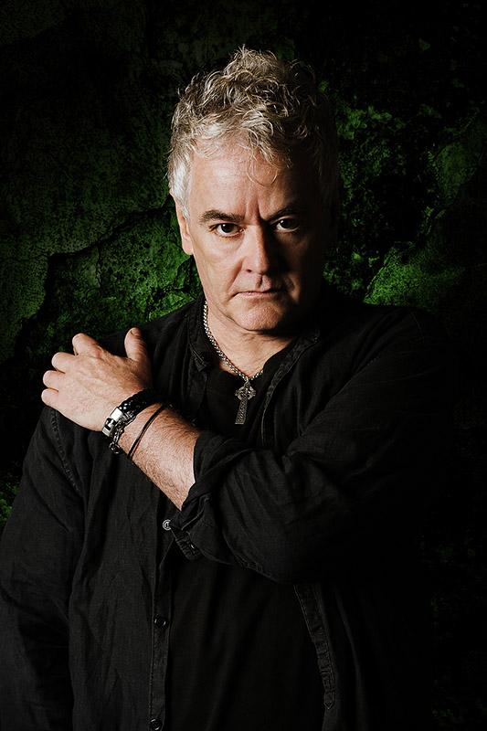NIGEL GLOCKLER (SAXON) – Στέλνει μήνυμα από το νοσοκομείο (VIDEO)