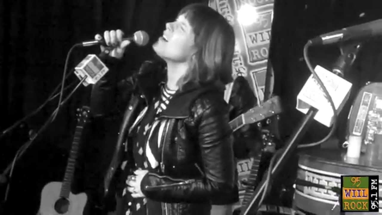 FLYLEAF – Διασκευάζουν ακουστικά το ‘Tonight, Tonight’ των SMASHING PUMPKINS