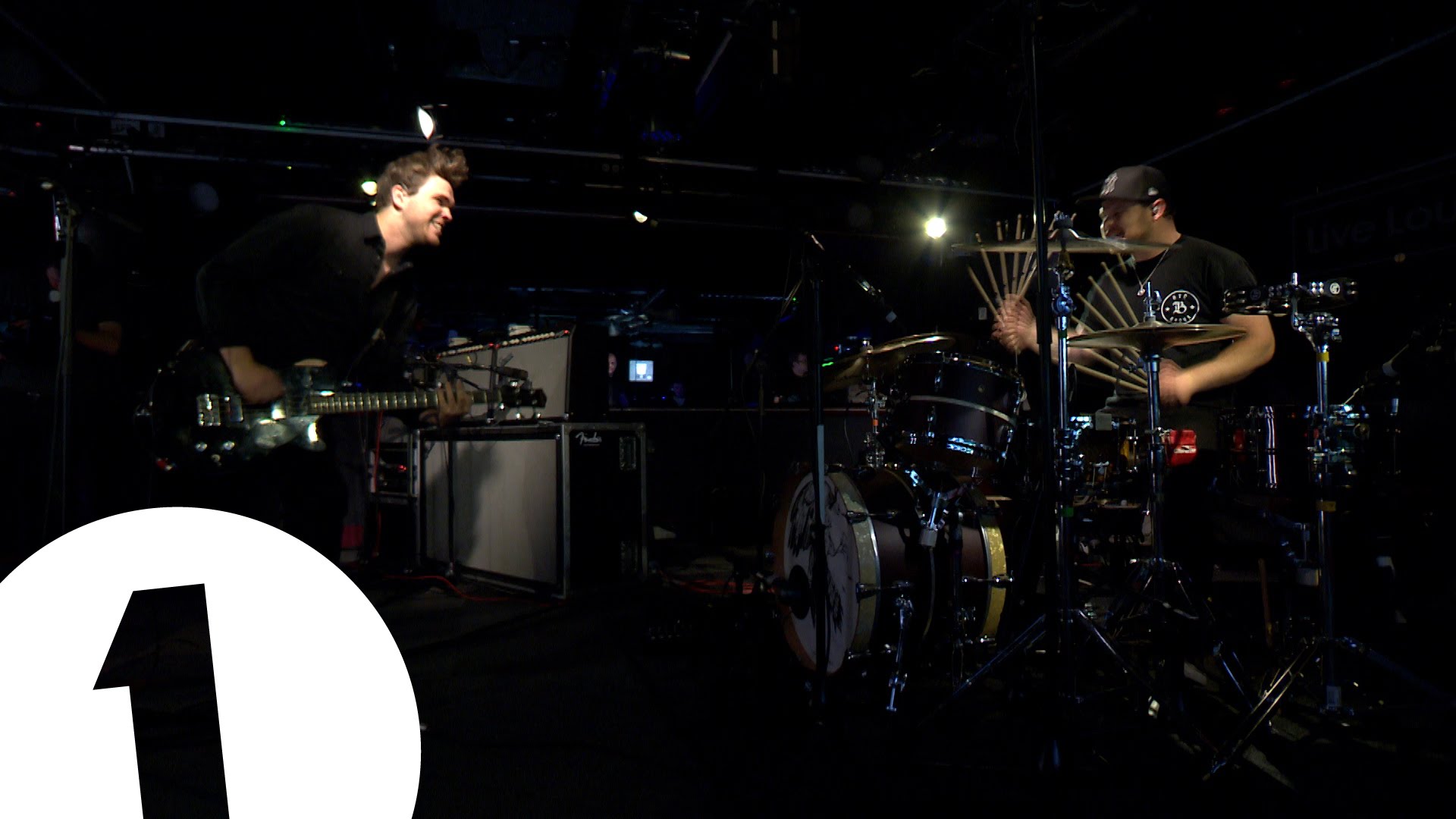 ROYAL BLOOD – Διασκευάζουν ζωντανά το ‘Roxanne’ των POLICE στο Live Lounge του BBC