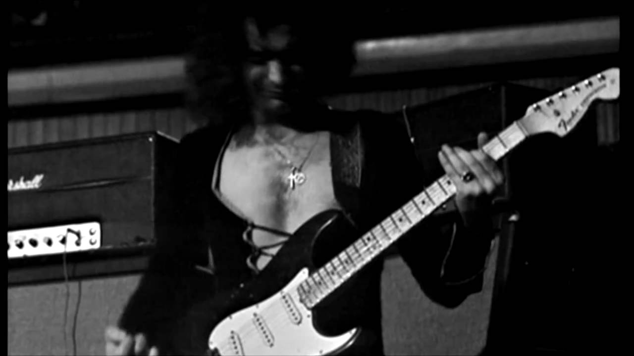 BORN TODAY: 14/4/1945 – Ritchie Blackmore (The Outlaws, Deep Purple, Rainbow, Blackmore’s Night)