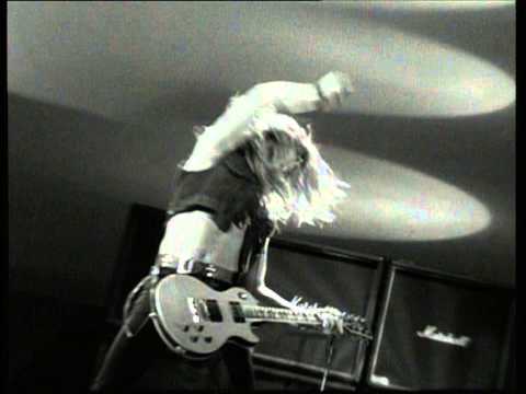BORN TODAY: 12/5/1961 – Billy Duffy (The Cult)