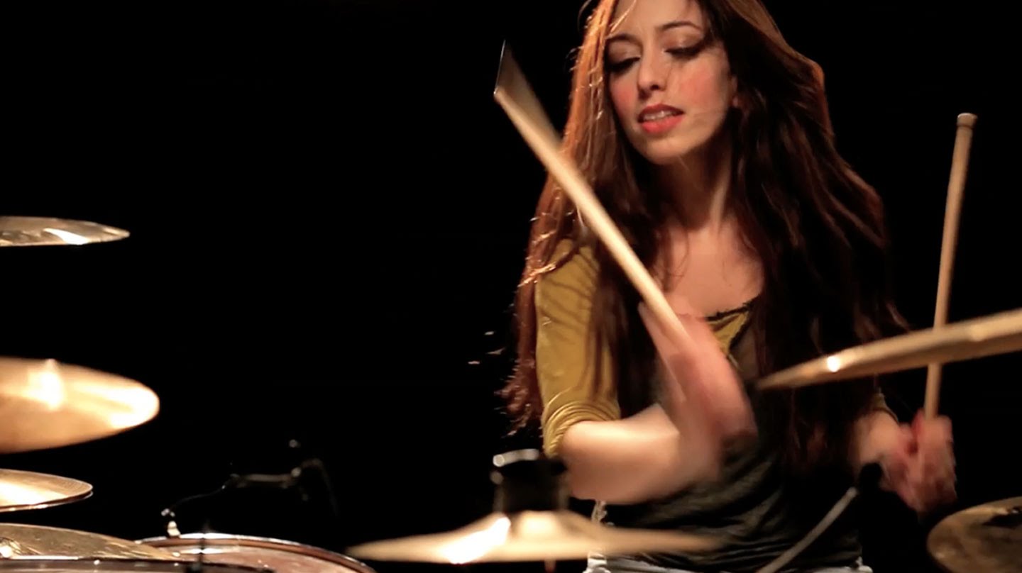 MEYTAL COHEN – Διασκευάζει το ’22 faces’ των PERIPHERY…