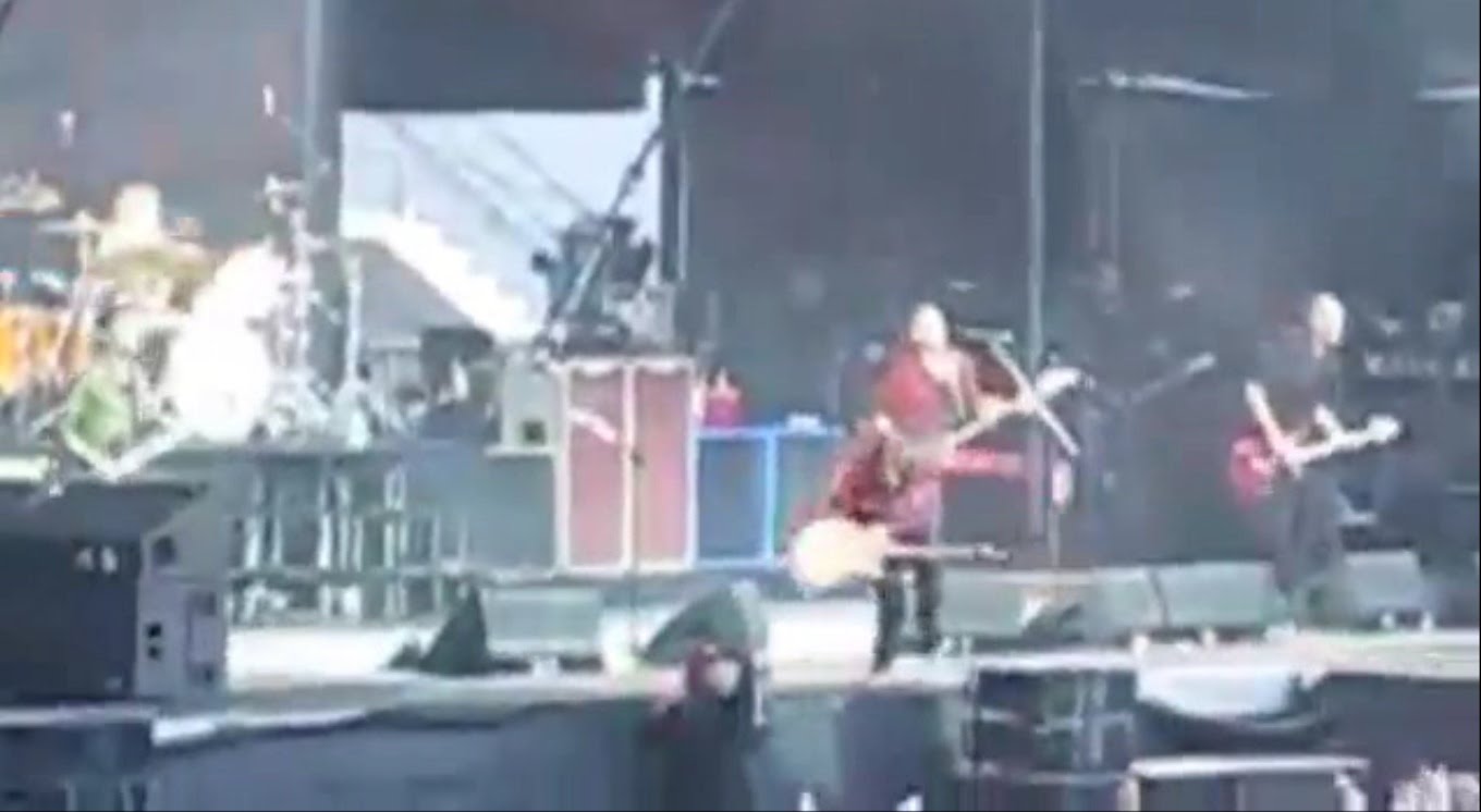 DAVE GROHL (FOO FIGHTERS) – Δείτε το ΝΕΟ video με το στιγμιότυπο που σπάει το πόδι του onstage…